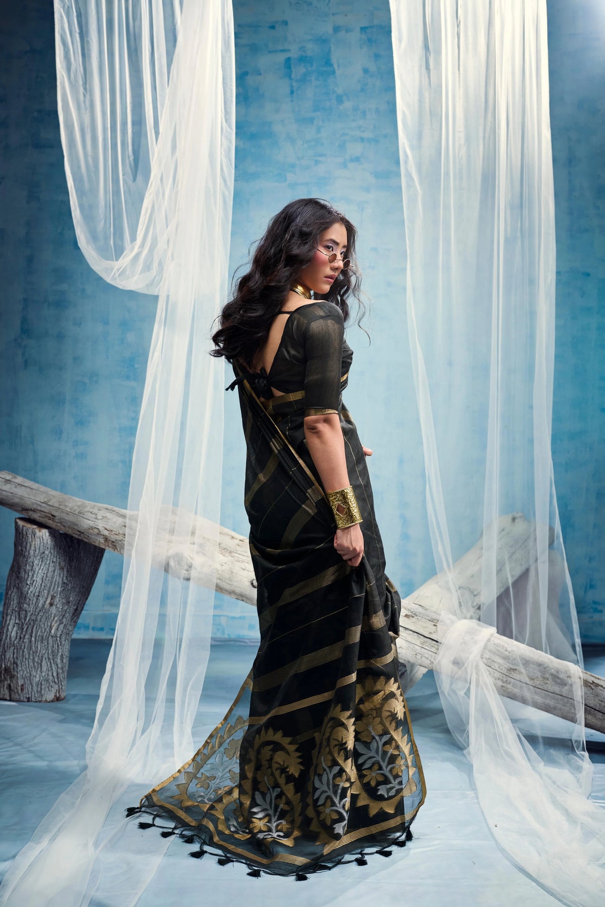 Munga Cotton Black Casual Wear Handloom Weaving Sarees