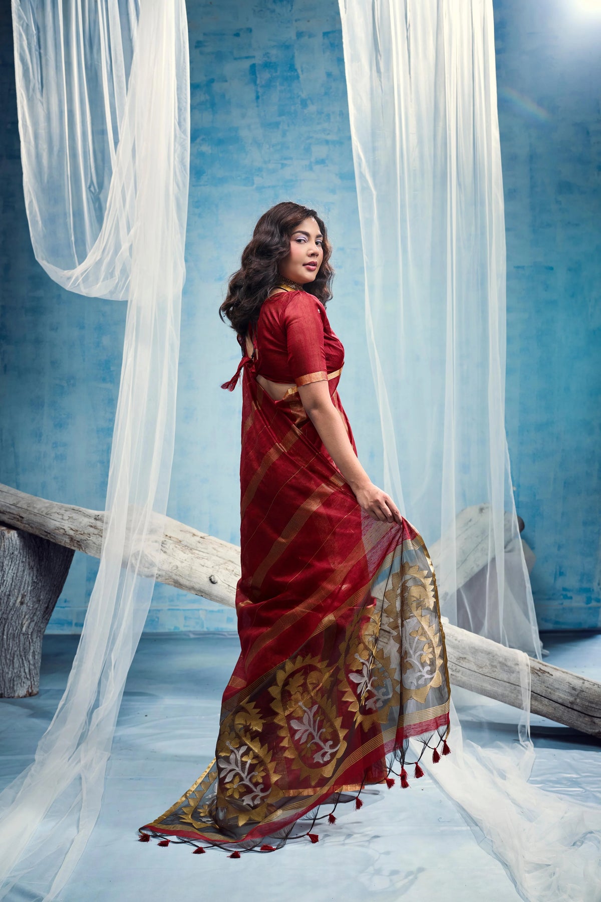 Munga Cotton Red Casual Wear Handloom Weaving Sarees