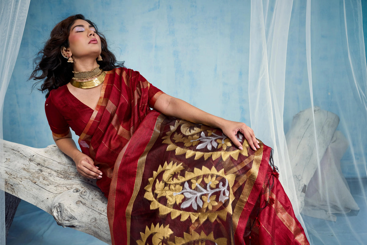 Munga Cotton Red Casual Wear Handloom Weaving Sarees