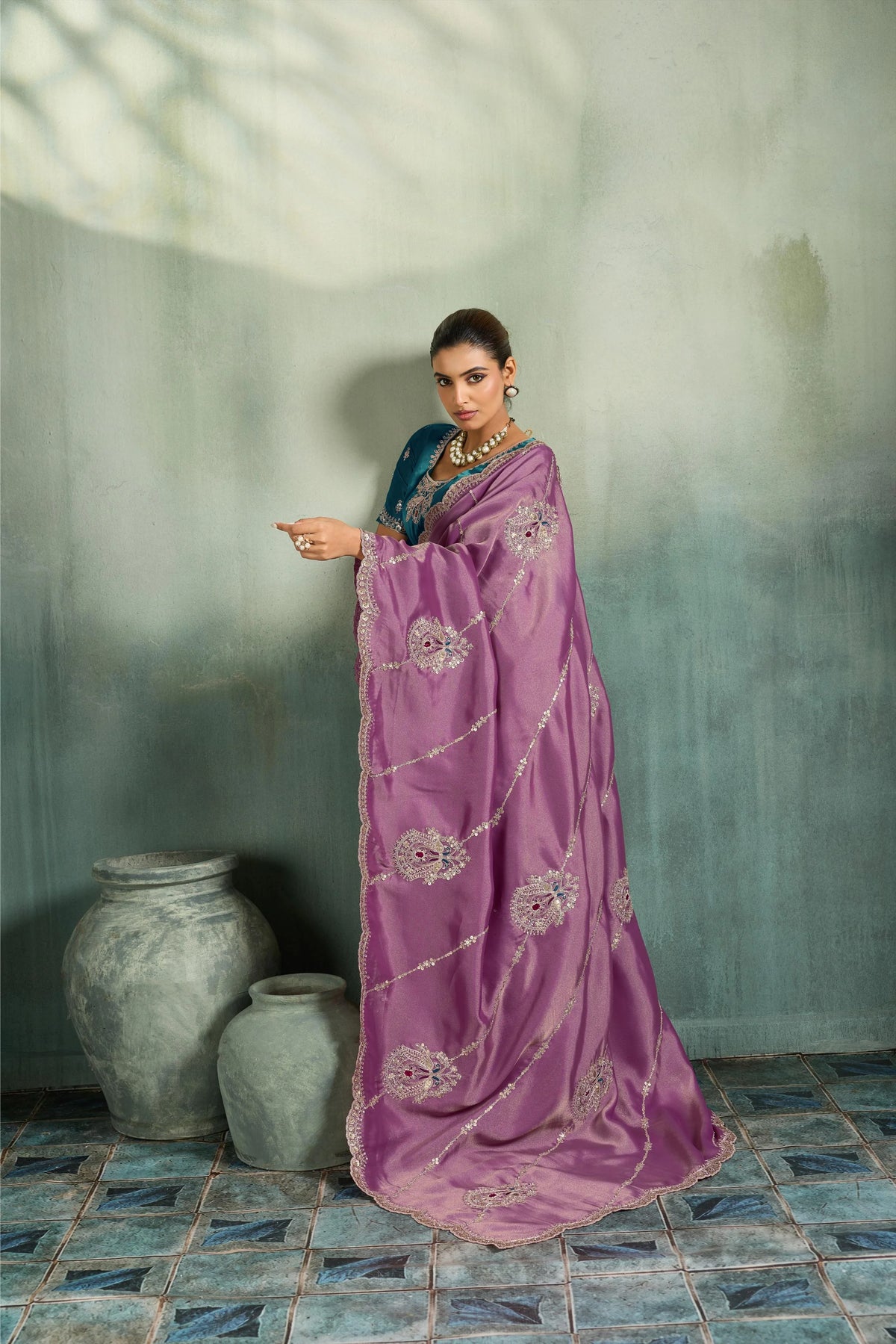 Giraffe Silk Party Wear Pink Heavy Work Sarees