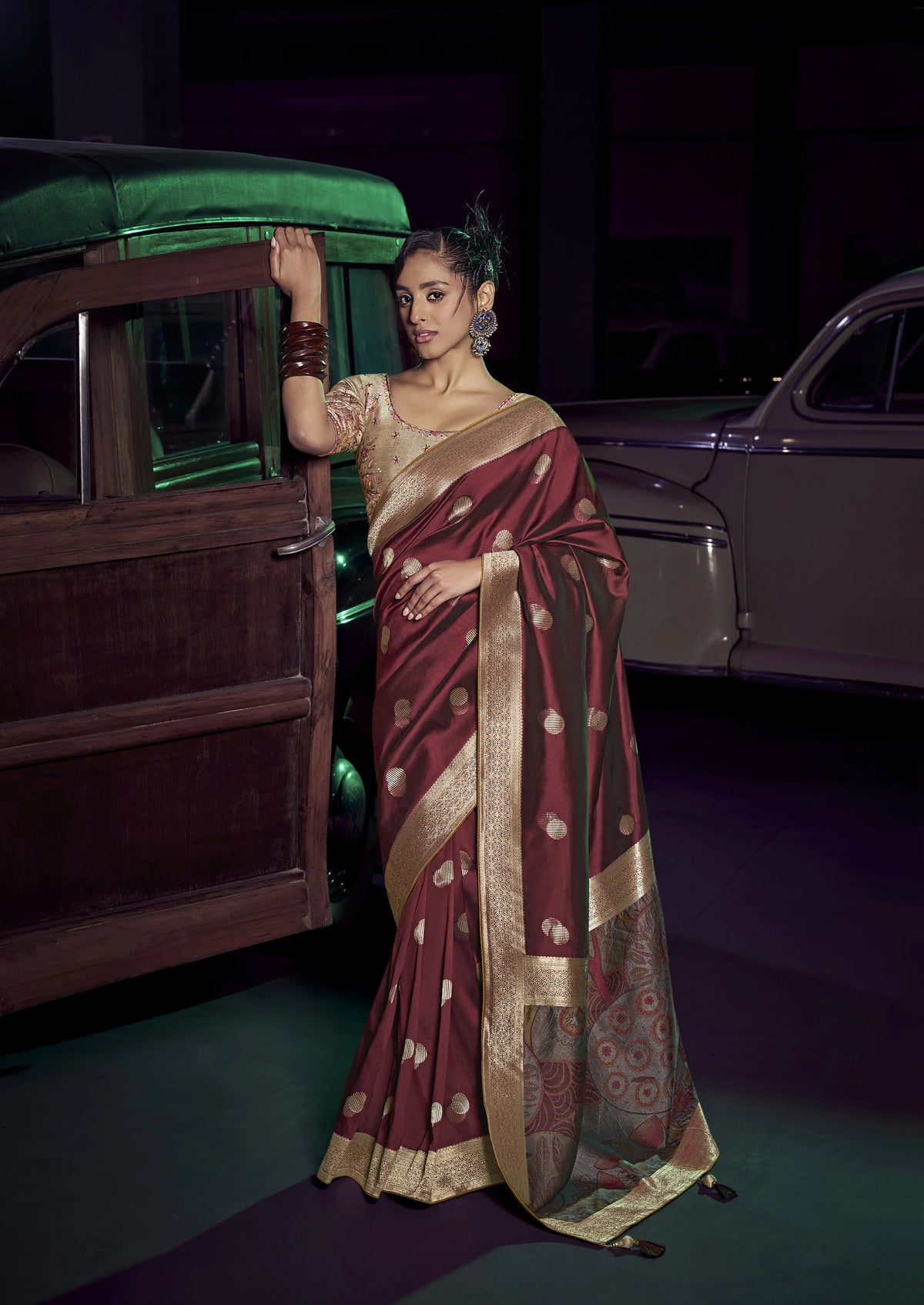 Viscose Silk Maroon Festival Wear 3D Weaved Pallu Sarees
