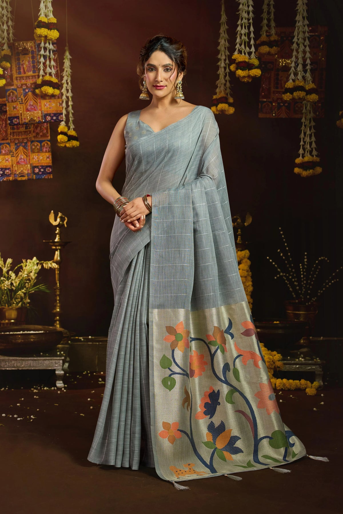 Linen Sequence Grey Casual Wear Jacquard Pallu Saree