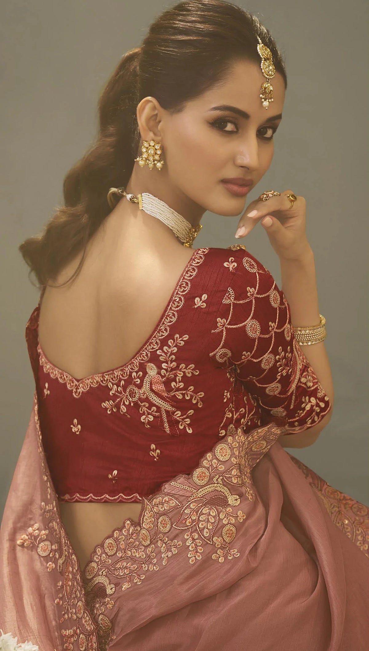 Uppada Silk Weaving Peach Party Wear Sarees