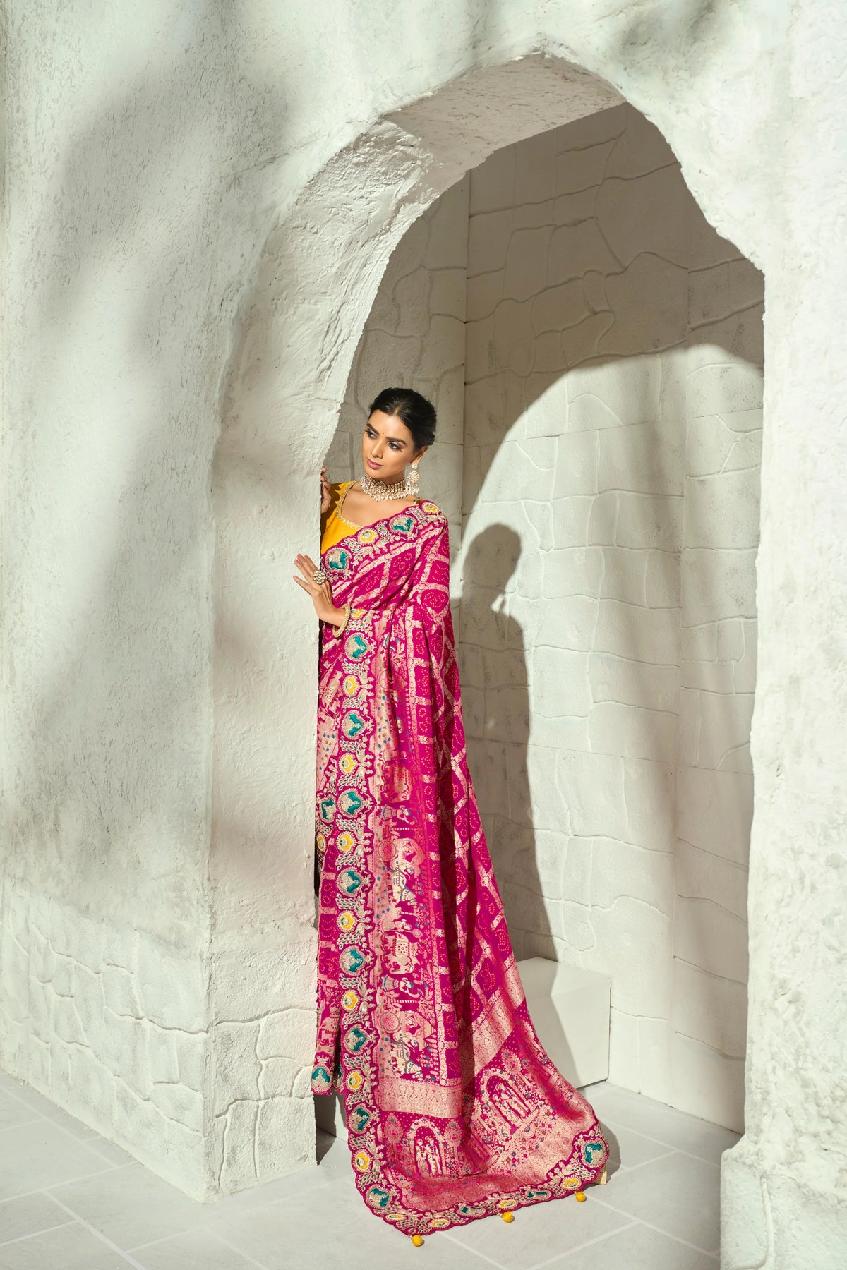 Pure Georgette Bandhej Rani Bridal Handwork Border Sarees