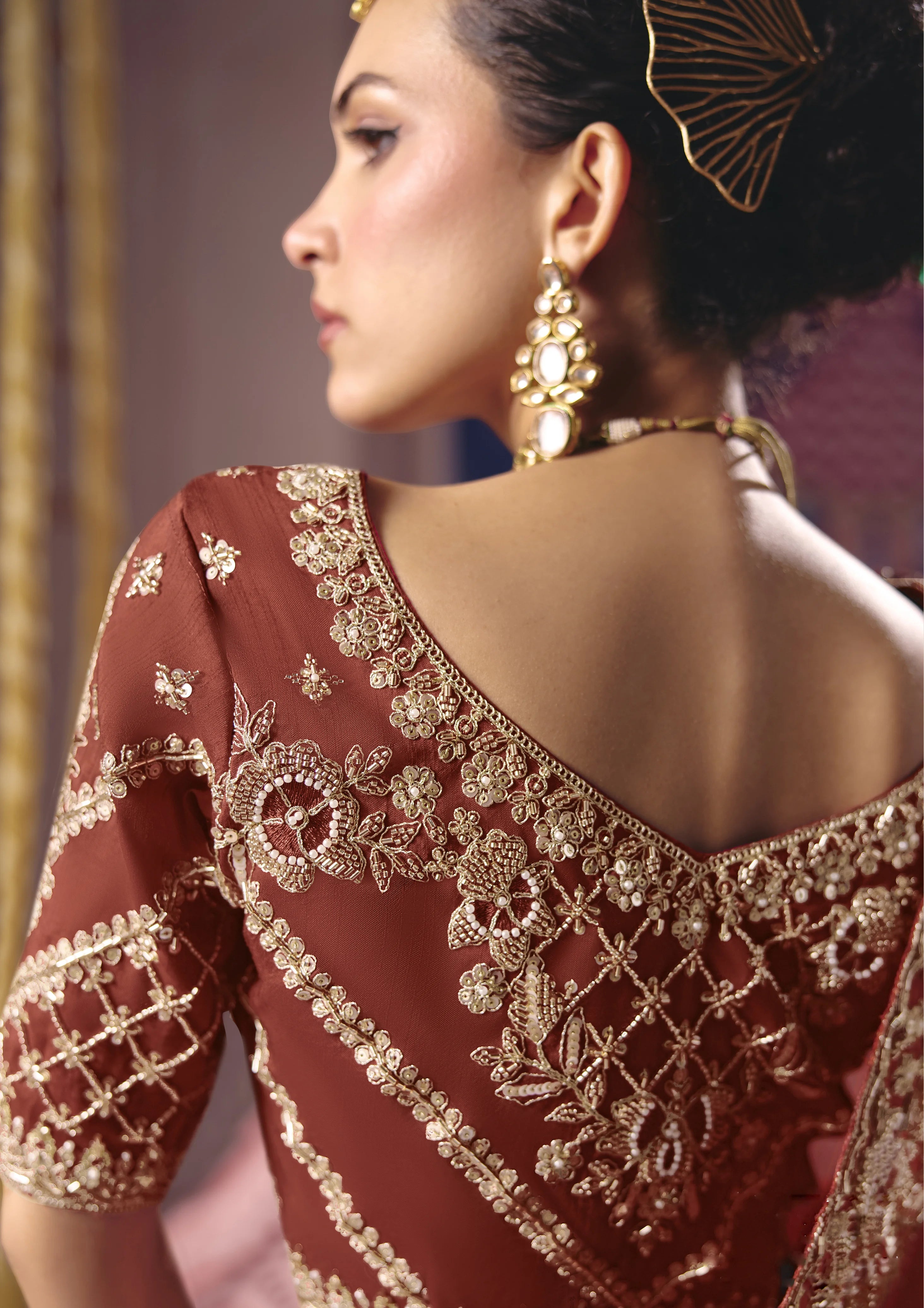 Viscose Zari Tissue Party Wear With Beads Work