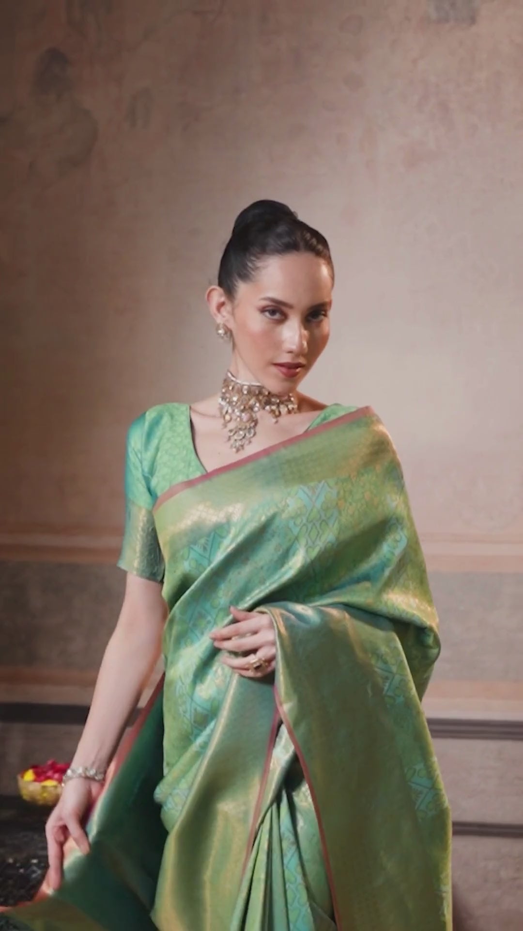 Silk Festival Wear Green Handloom Weaving Saree